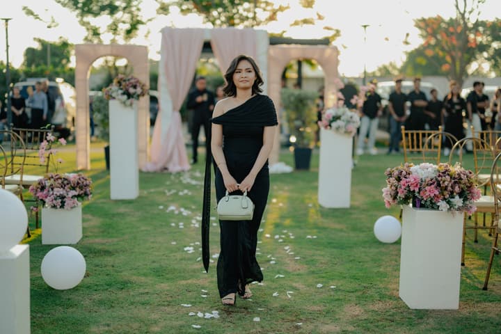 John and Rachel wedding photo 374