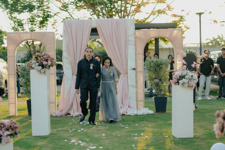 John and Rachel wedding photo 376