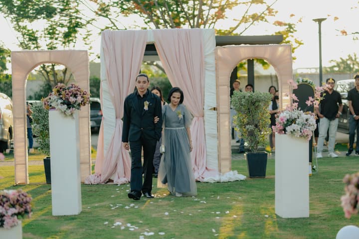 John and Rachel wedding photo 377