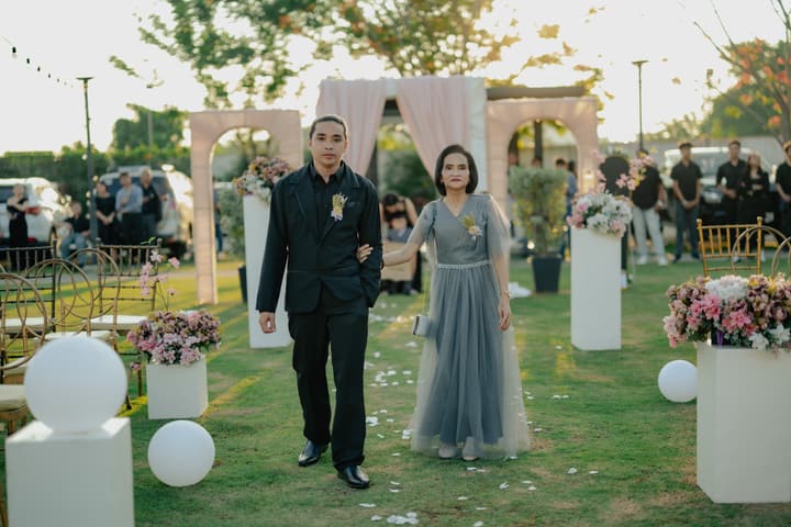 John and Rachel wedding photo 383