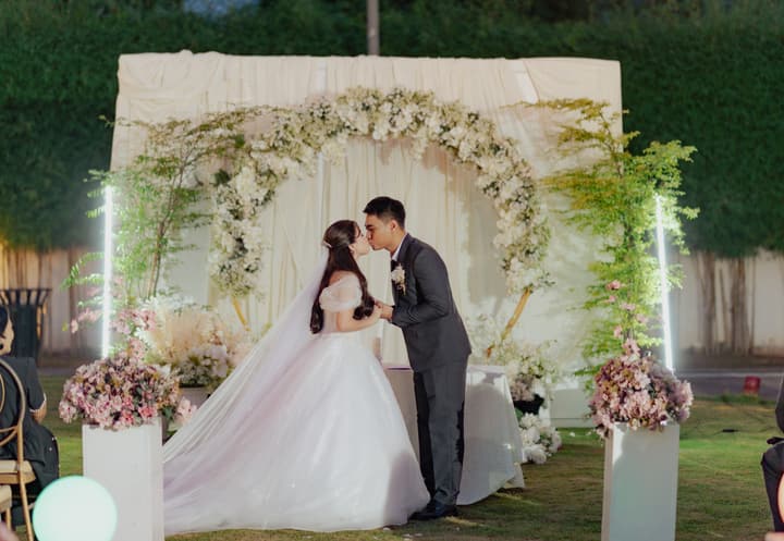 John and Rachel wedding photo 564