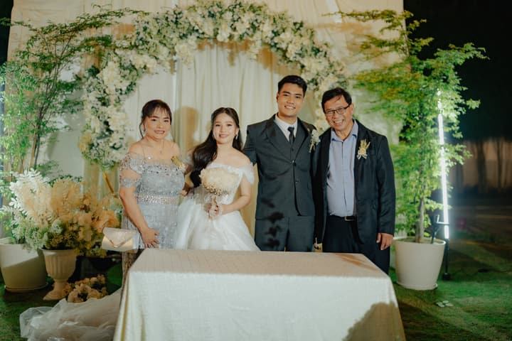 John and Rachel wedding photo 589