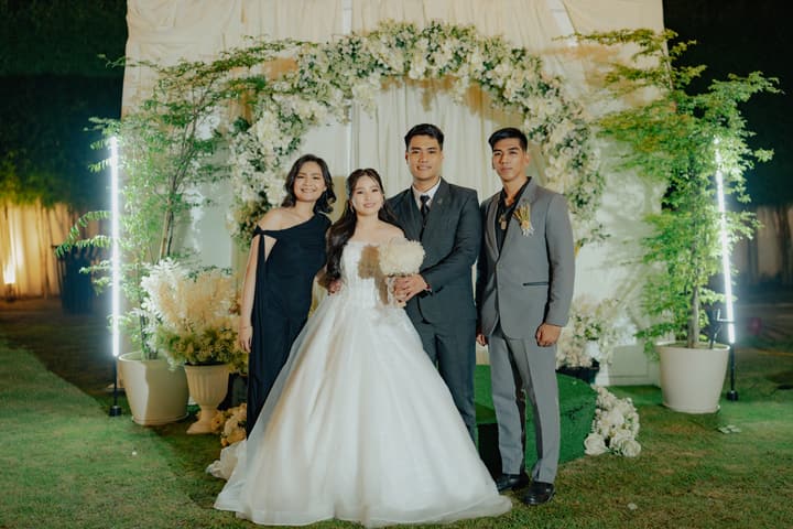 John and Rachel wedding photo 694
