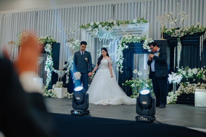 John and Rachel wedding photo 819